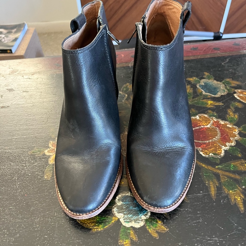 Madewell Black Leather Ankle Booties